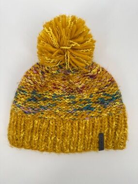 Golden Women’s Chunky Knit Pom Turtle Fur Beanie